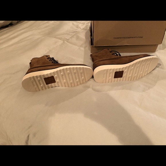 Frye Montana Moc Boots - New in Box - Picture 3 of 4